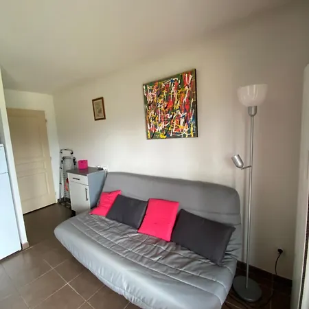 Daire Appt T3 Rez De Chaussee - Entier - Entree Independante *