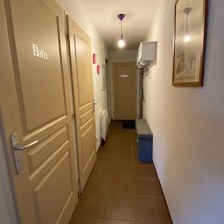 Appt T3 Rez De Chaussee - Entier - Entree Independante * Les Angles (Pyrenees-Orientales)